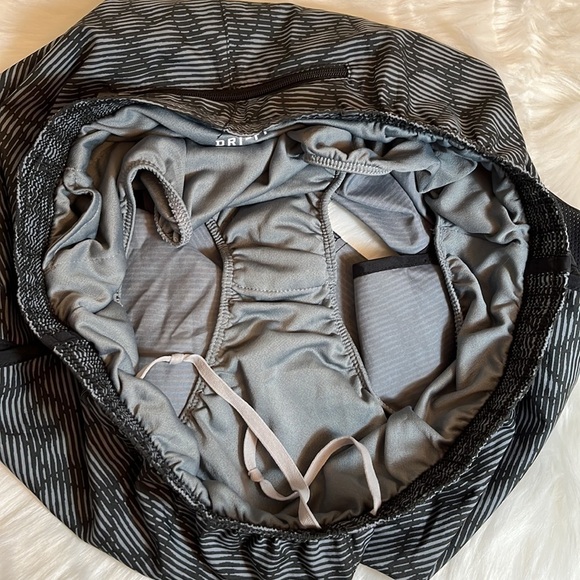 NIKE Dri-Fit Athletic Running Shorts - Picture 13 of 15